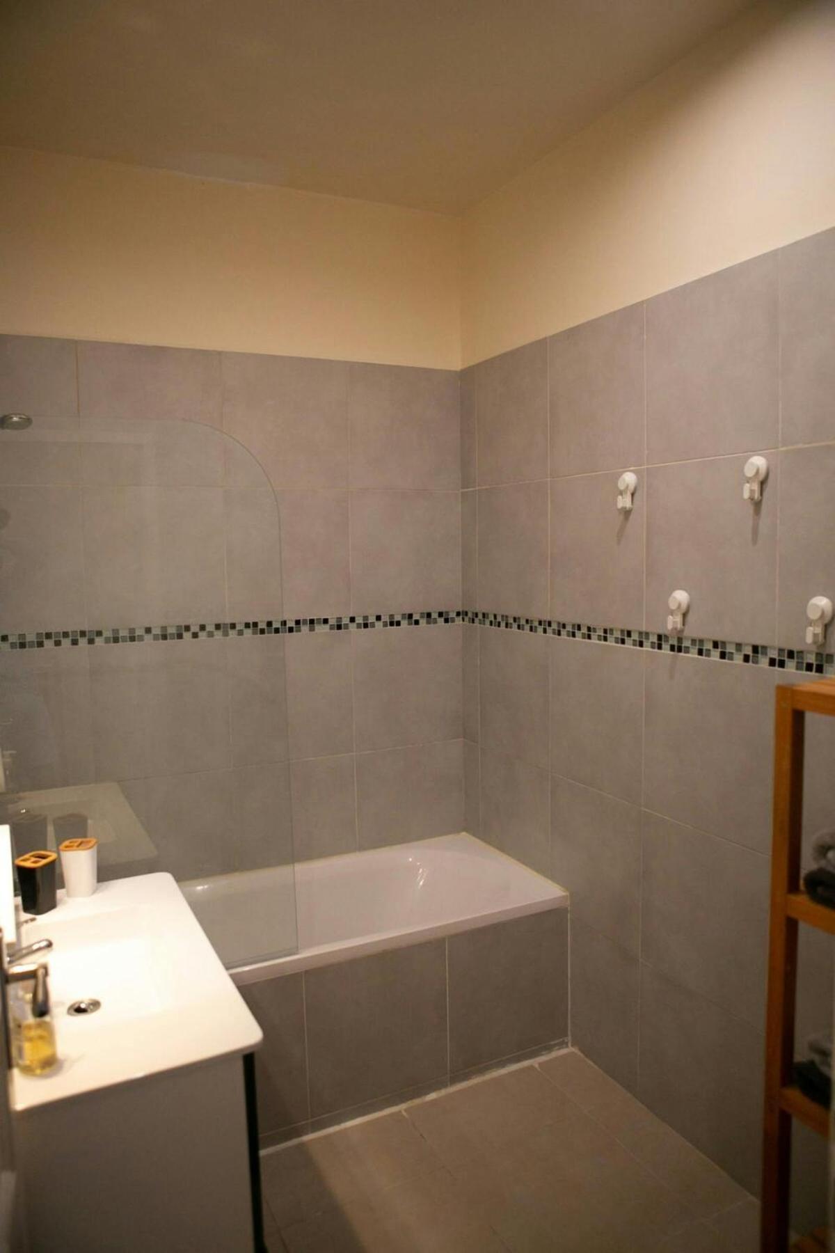 Appart'Hotel L'Arbonnaise - Calme & Chic Arbonne-la-Foret Bagian luar foto